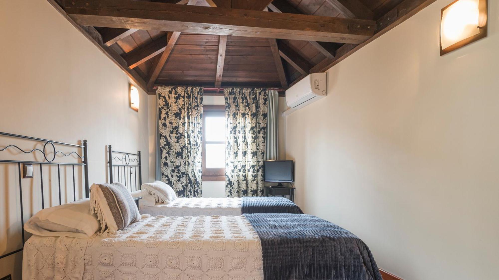 Apartamentos Las Teresitas Junto A La Catedral Толедо Экстерьер фото