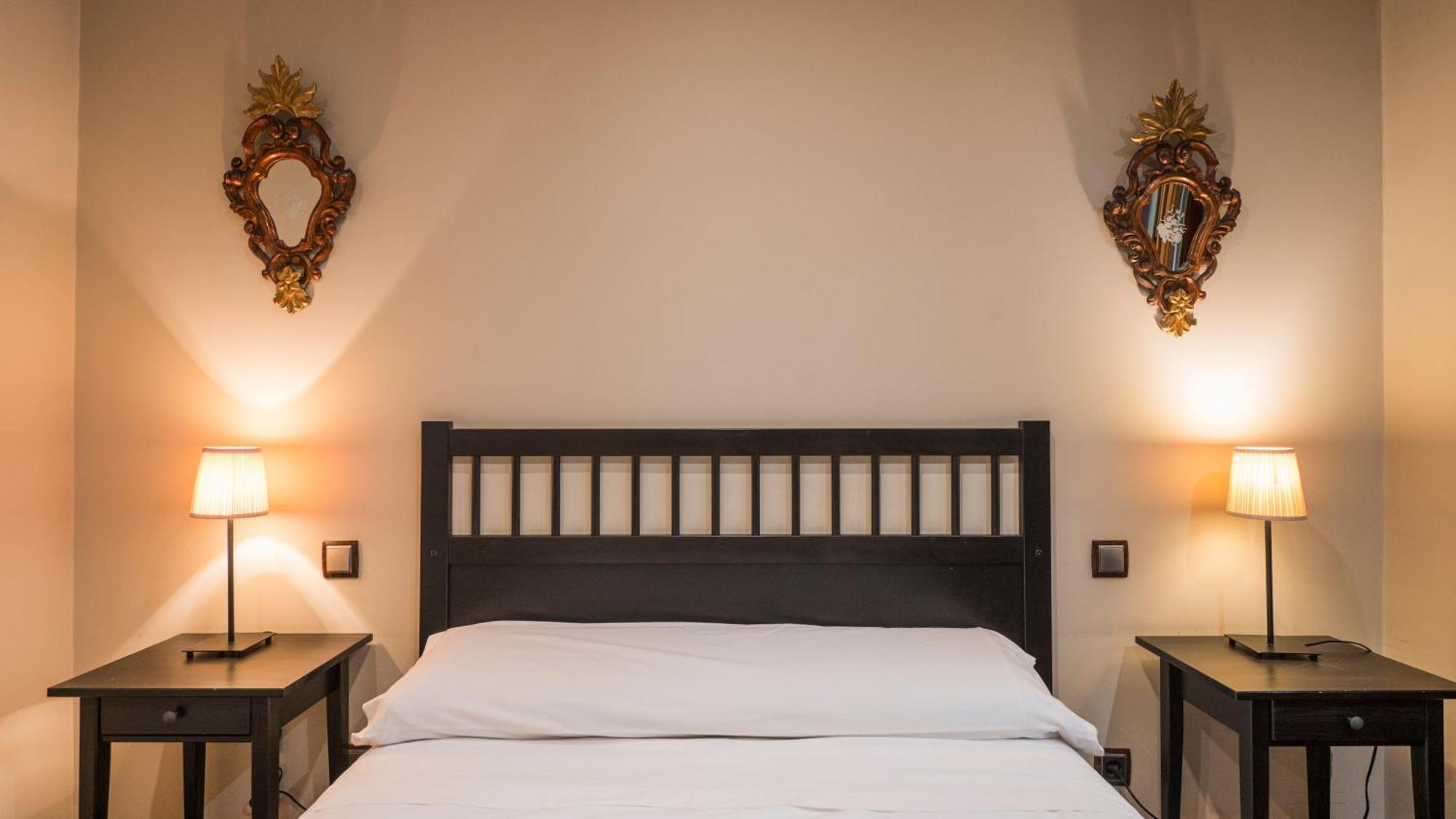 Apartamentos Las Teresitas Junto A La Catedral Толедо Номер фото